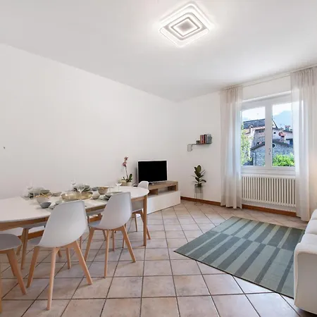 Maddy' S House דירה מנדלו דל לאריו